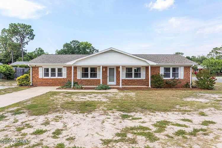 718 Shawnee Trail Wilmington, NC 28412