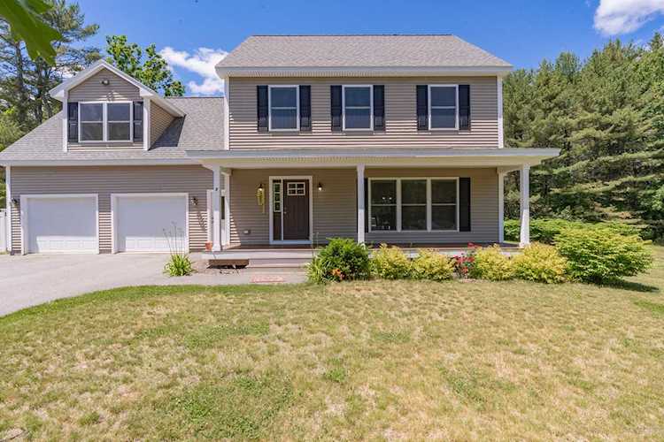 2 Babkirk Dr Scarborough, ME 04074