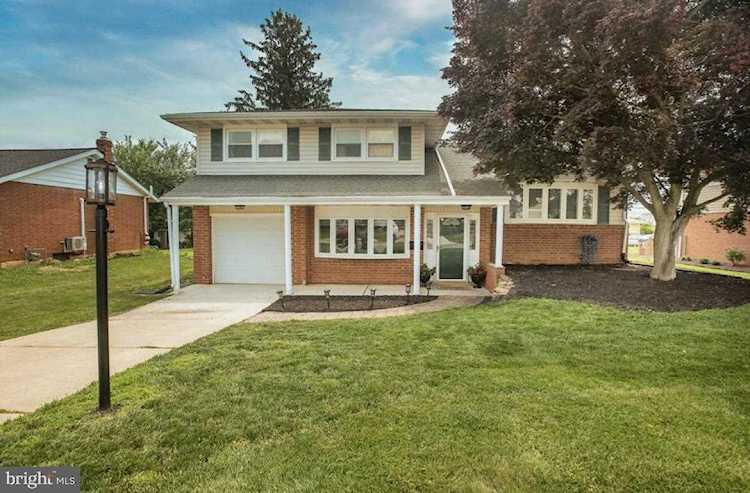 1104 Ipswich Dr Wilmington, DE 19808