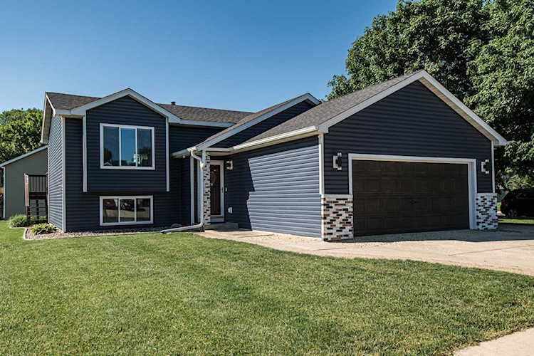 802 7th Street NE Kasson, MN 55944