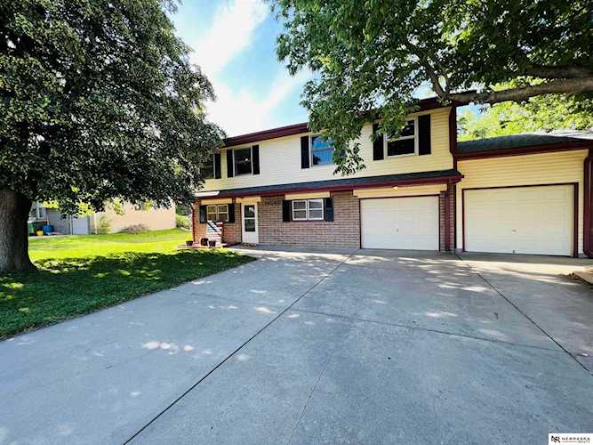 14540 Castlewood St Waverly, NE 68462