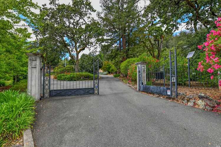 605 Los Olivos Road Santa Rosa, CA 95404