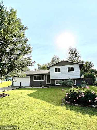 3845 Dallas Lane N Plymouth, MN 55447