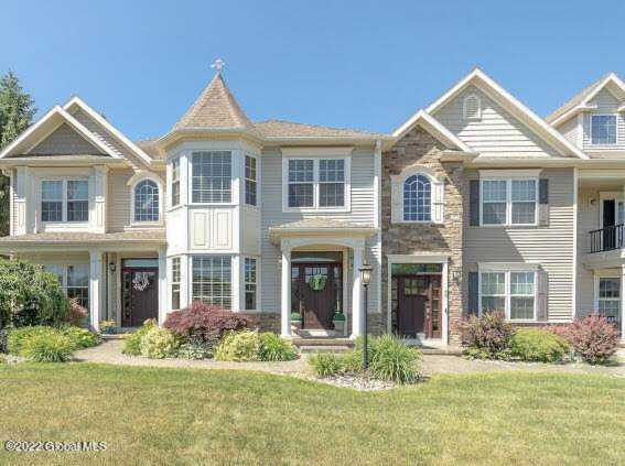 50 Bloomingrove Dr Troy, NY 12180