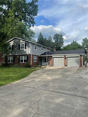 3 Woodstock Dr Brownsburg, IN 46112