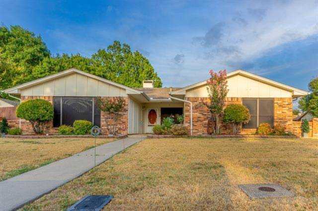 1907 Ruidoso Run Lewisville, TX 75077