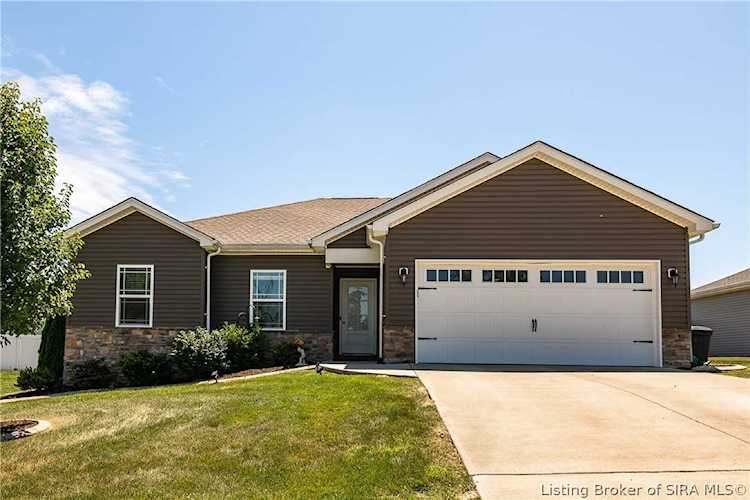 5722 Harmony Woods Memphis, IN 47143