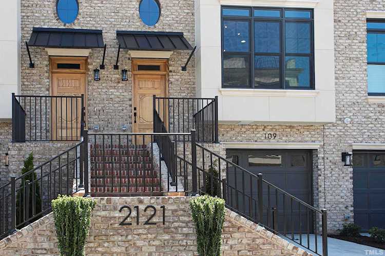 2121 Oberlin Village Drive #107 Raleigh, NC 27605