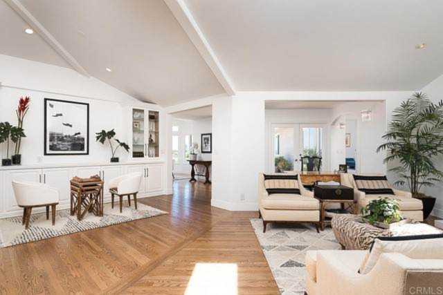 1163 Fleetridge Dr. San Diego, CA 92106