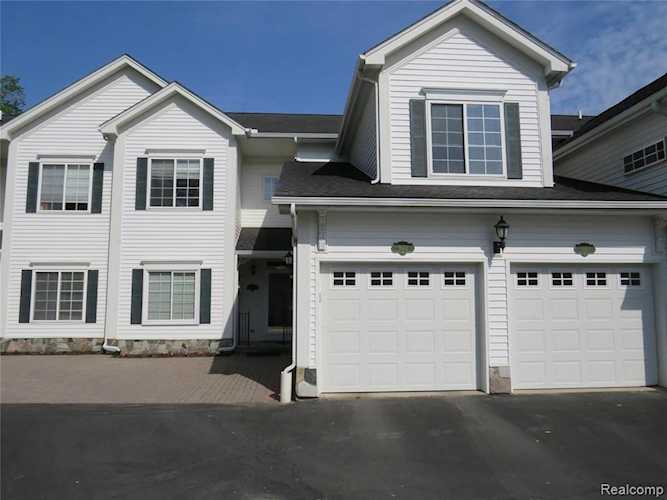 1670 Cassady Place Dr Plymouth, MI 48170 | MLS 2220040476 Photo 1