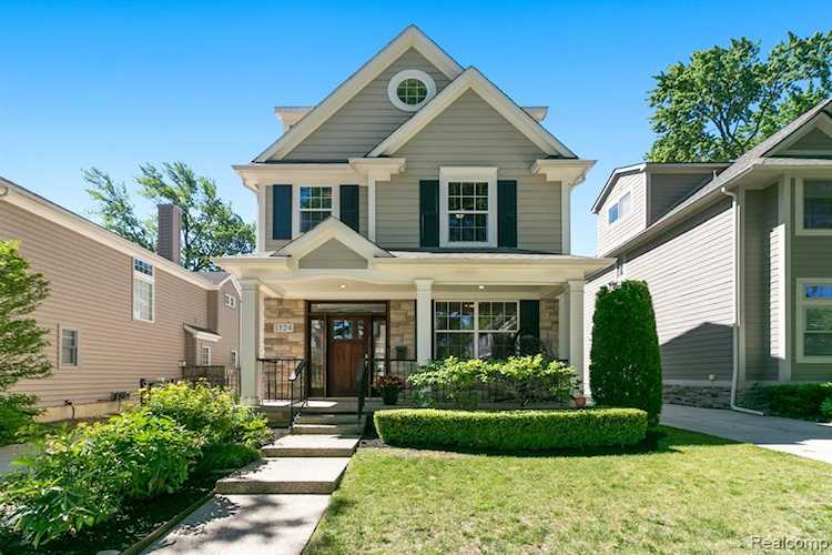 1324 Bird Ave Birmingham, MI 48009