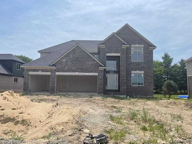 35792 Addison Dr New Baltimore, MI 48047