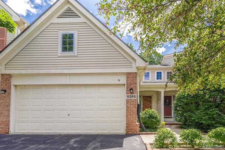 6346 Pembrook Dr Westland, MI 48185 | MLS 20221006311 Photo 1