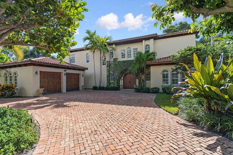2418 S Olive Avenue West Palm Beach, FL 33401
