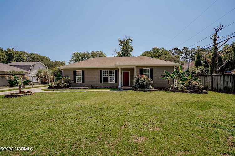 1313 S 43rd Street Wilmington, NC 28403