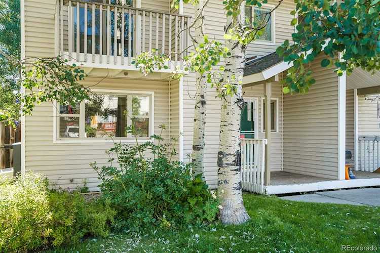 32 Cypress Ct Steamboat Springs, CO 80487