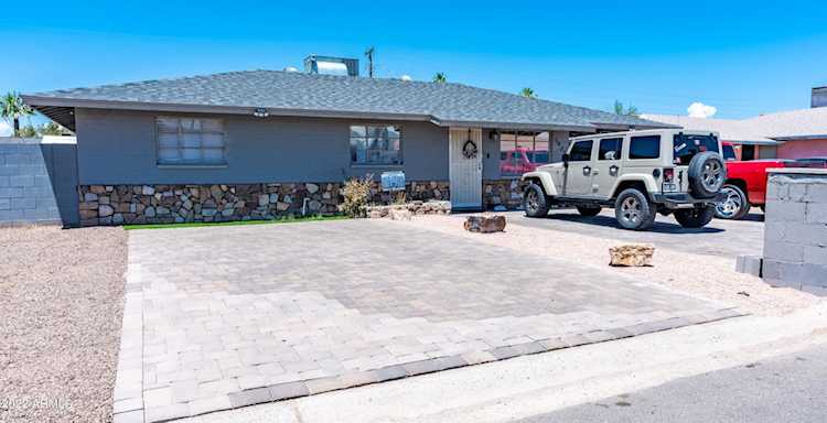 1920 E Chipman Road Phoenix, AZ 85040