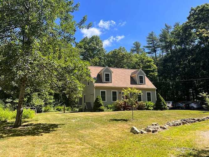 10 South Street Middleboro, MA 02346