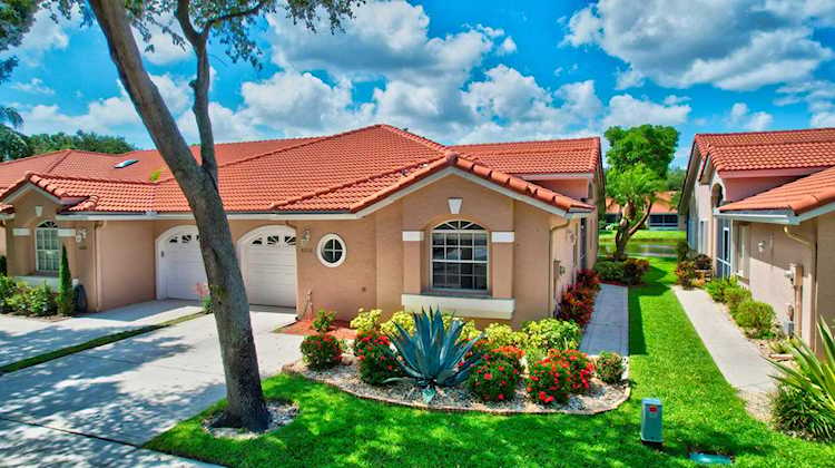 8206 Via Bella Boca Raton, FL 33496