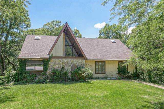 7331 Black Bob Dr Stilwell, KS 66085 | MLS 2382914 Photo 1
