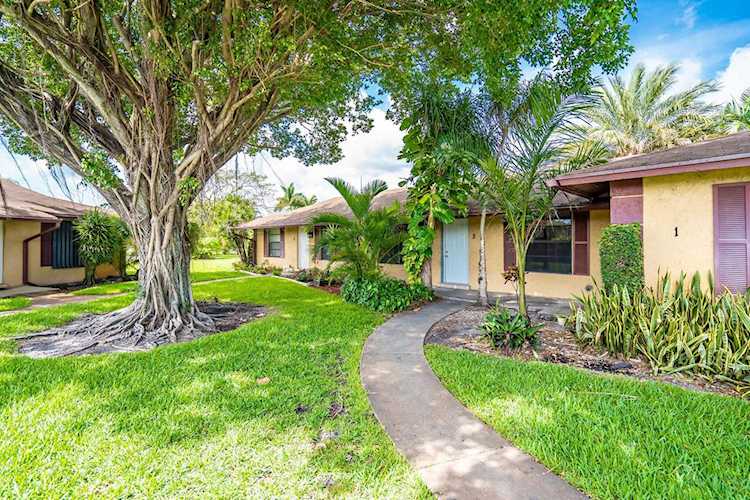 4259 Royal Banyan B Way #B Lake Worth Beach, FL 33463