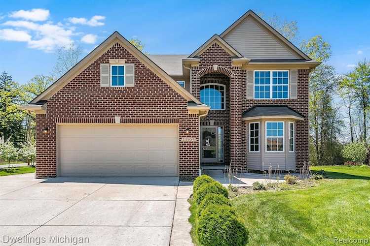 11954 Golfcrest Dr Taylor, MI 48180