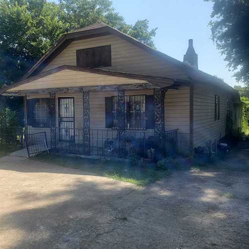 1092 James Ave Memphis, TN 38106