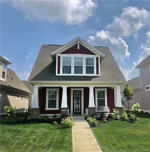 1519 Cloverdon Dr Westfield, IN 46074