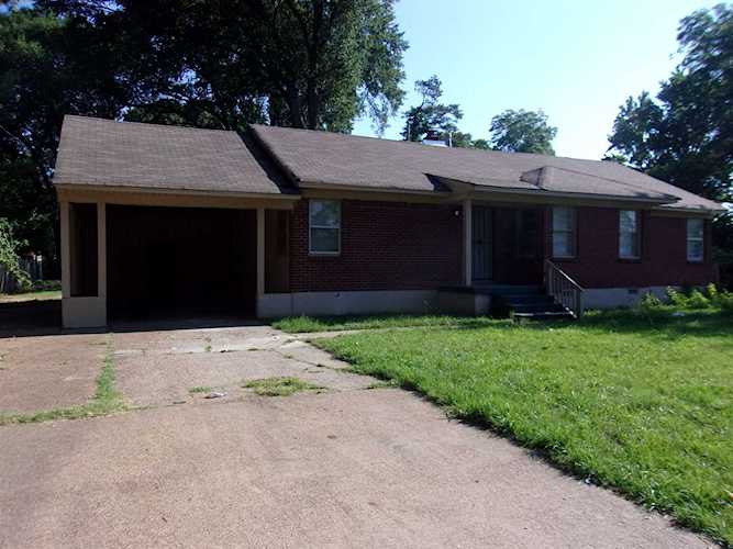 1652 Ontario AveFrayser/WhitneyMemphisHuge brick home with covered parking featuring 4 bedrooms plus open/loft area & 2 bathrooms. Home...Shelby10127349TNShelby Gardens38127home for sale$130,000 Photo 1