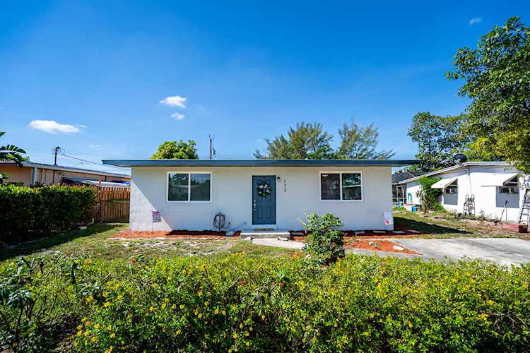 173 Morgans Way Palm Springs, FL 33461