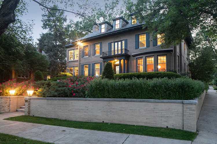 2262 W Lake of The Isles Parkway Minneapolis, MN 55405