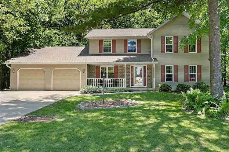 3088 Woodland Reserve Ln Suamico, WI 54313