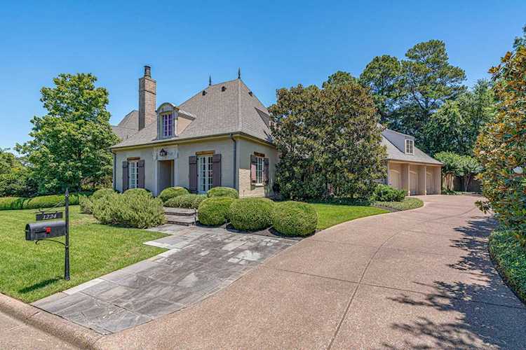 1224 Cherbourg Ln Memphis, TN 38120