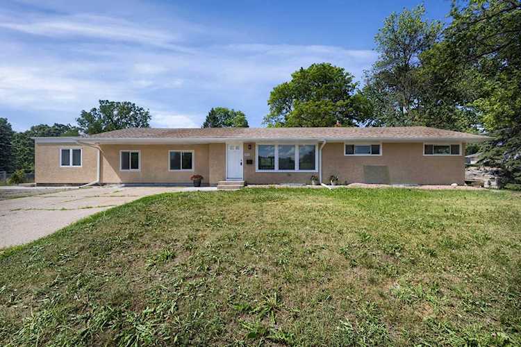 3203 75th Street E Inver Grove Heights, MN 55076