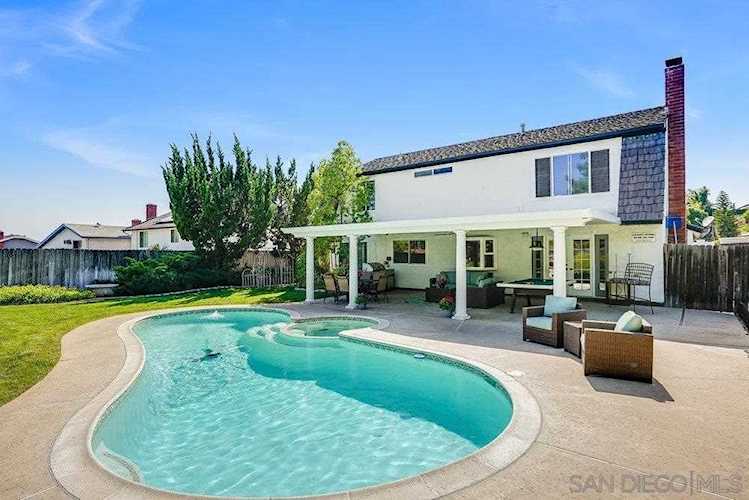 14761 Poway Mesa Dr Poway, CA 92064