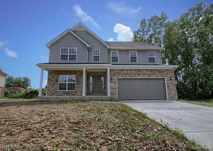 8379 Jack Pine Circle Augusta Twp, MI 48197