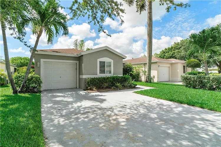 1228 SW 46th Ter Deerfield Beach, FL 33442