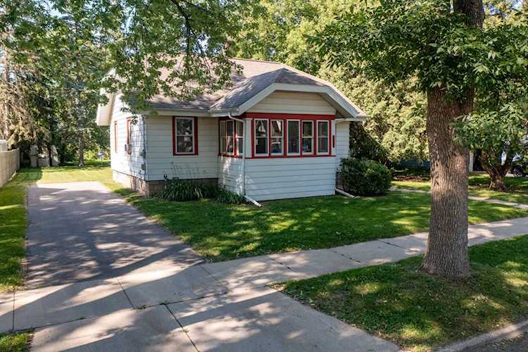 1314 W 8th St Appleton, WI 54914