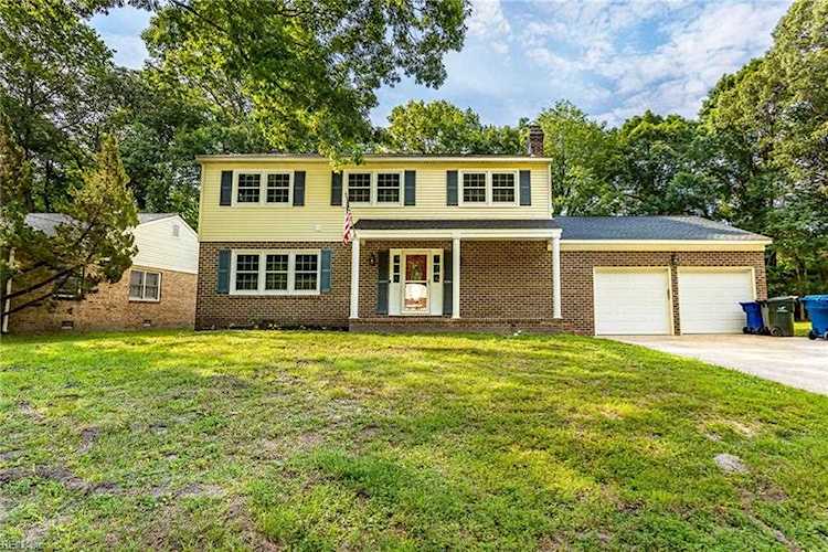 1325 Drexel Circle Virginia Beach, VA 23464