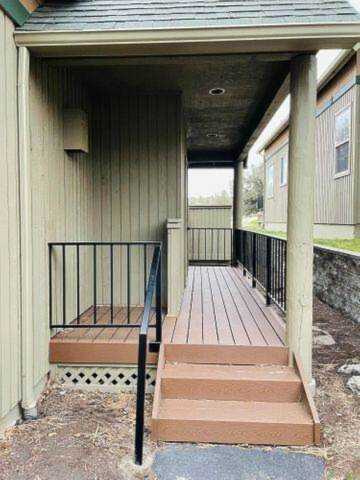 1792 Prairie Falcon Dr Redmond, OR 97756