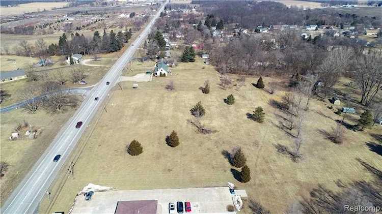 4581 N Adrian Hwy Raisin Twp, MI 49221