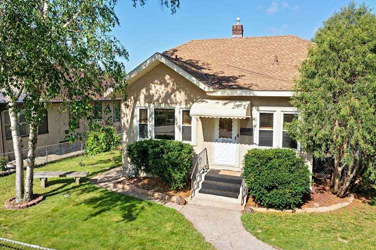 2825 Knox Avenue N Minneapolis, MN 55411