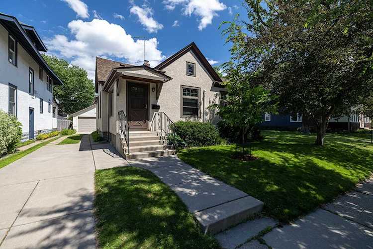 103 Bedford Street SE Minneapolis, MN 55414