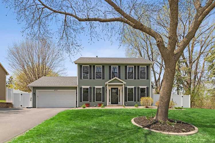 4601 Fairway Hills Drive Eagan, MN 55123 | MLS 6194343 Photo 1
