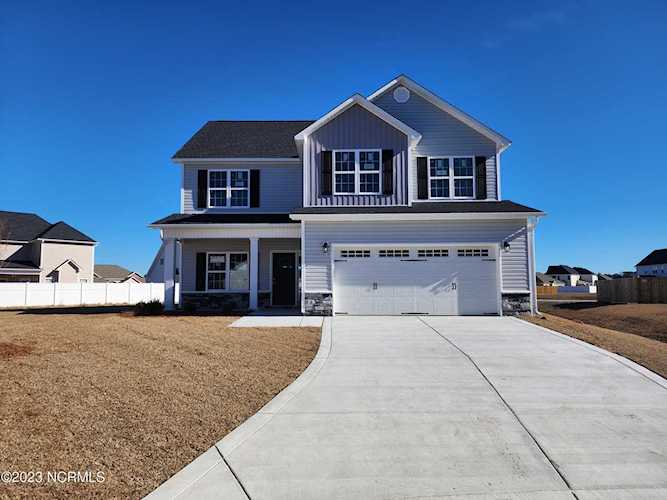 1045 Mackerel Manor New Bern, NC 28562