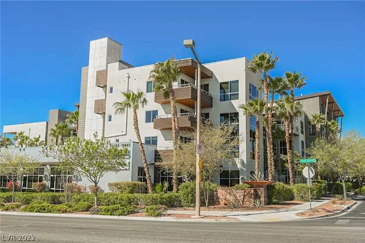 11441 Allerton Park Dr #220 Las Vegas, NV 89135