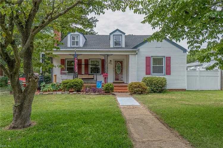4015 W Greenway Ct Portsmouth, VA 23707