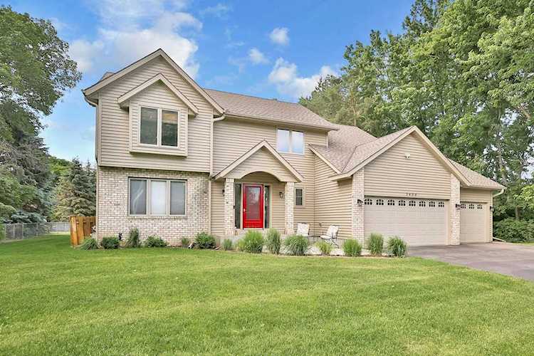 3498 Cuneen Trail E Inver Grove Heights, MN 55076