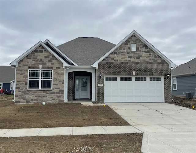 1707 Jackson St Fortville, IN 46040