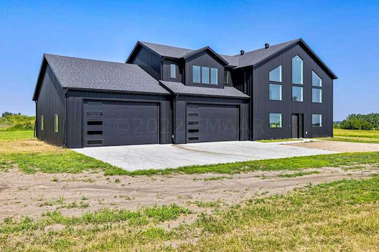 5451 159th Ave SE Kindred, ND 58051